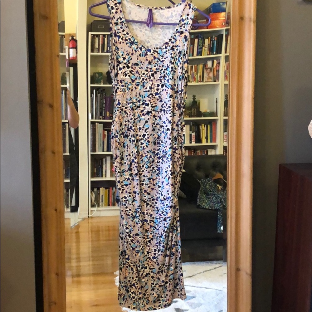 Maternity dress size 4
